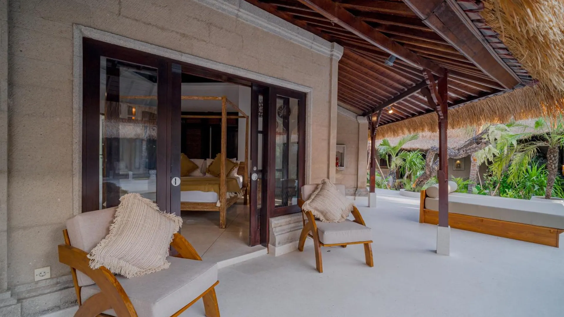 Villa Coconut Heaven By Bali Villa Solutions Seminyak