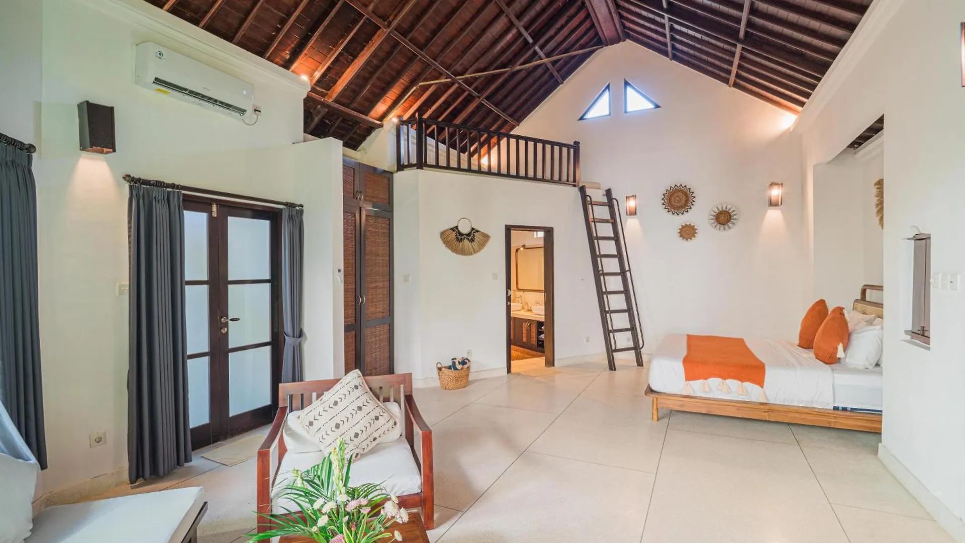 Villa Coconut Heaven By Bali Villa Solutions Seminyak Indonesia