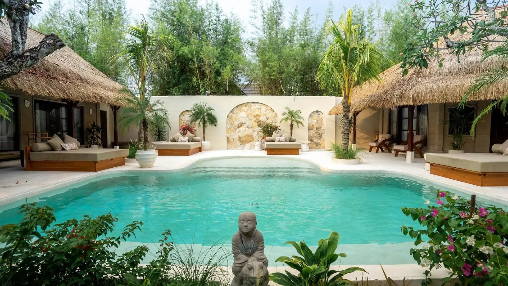 Villa Coconut Heaven By Bali Villa Solutions Seminyak